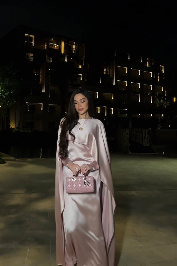CINDY BABY PINK ABAYA